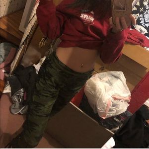 camo leggings size small sides tie at the bottom